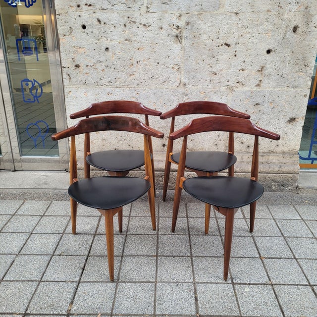 1960s Scandinavian Modern Dining Table and Chairs in the style of Hans Olsen, Denmark, 1960s, Set of 5 For Sale - Image 5 of 18