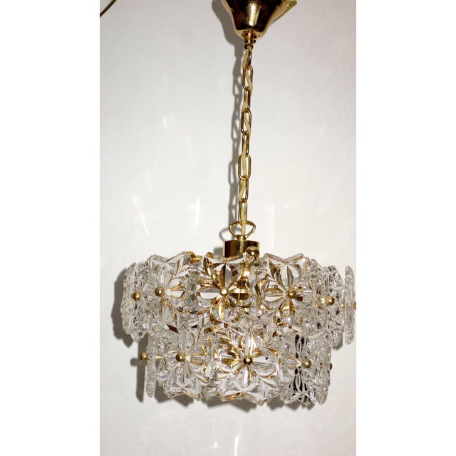 Gilded Brass and Crystal Glass Chandelier from Sölken Leuchten, 1970s For Sale - Image 9 of 11