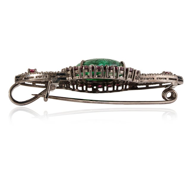 Vintage Style Ornate 20 Ct Handcarved Emerald Ruby & Diamond Christmas Brooch Pendant For Sale - Image 9 of 15