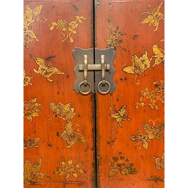 Chinese 1960s Shanxi Hand Painted Golden Butterfly Sideboard For Sale - Image 3 of 7