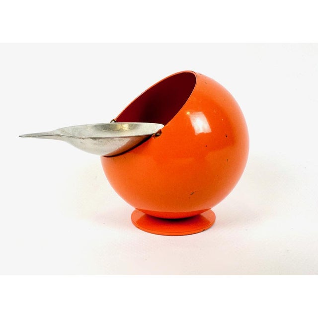 Space Age Orange Smokny Ball Ashtray by F.W. Quist, 1960s For Sale - Image 4 of 8