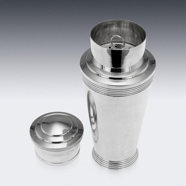 20th Century Art Deco English Silver Plated Cocktail Shaker from Keith Murray, 1936 For Sale - Image 7 of 13