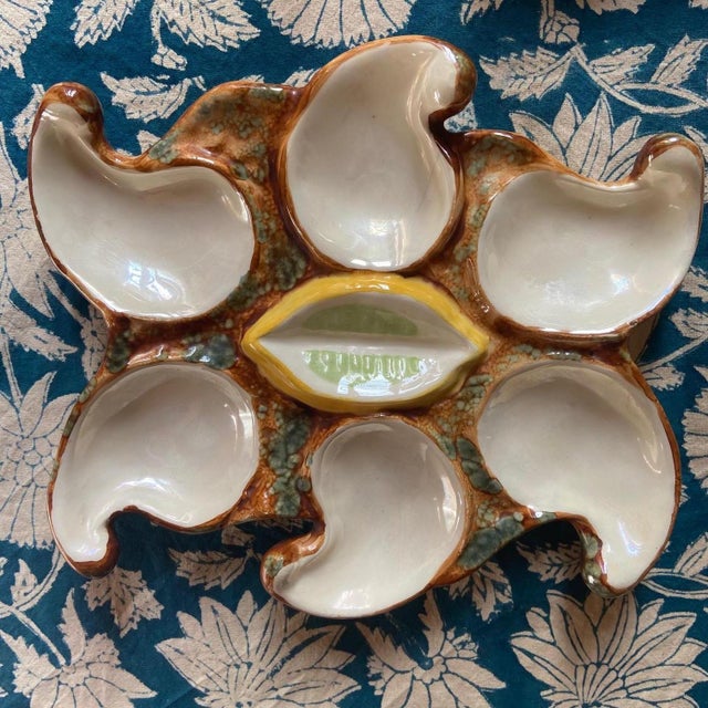 Vintage French Majolica Oyster Plates from Vallauris, 1950s, Set of 2 For Sale - Image 6 of 9