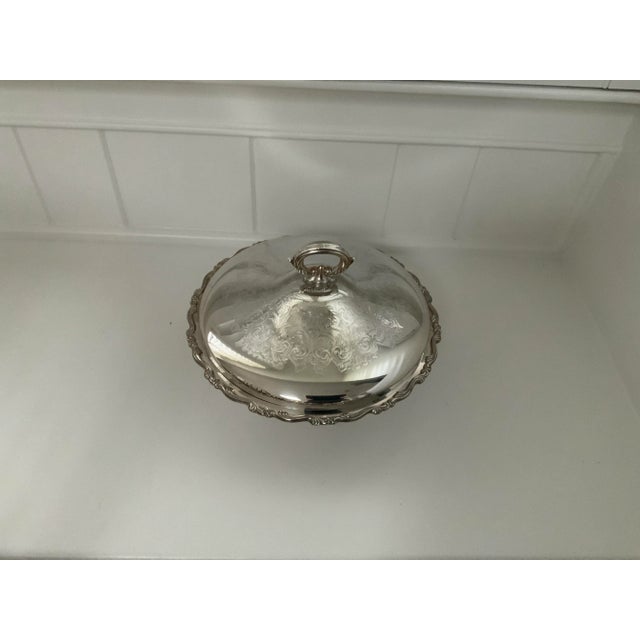 1970s Oneida Silverplate Chaffing Dish For Sale - Image 10 of 11