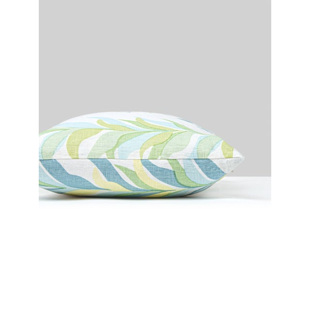 Tone-on-tone stripes get a tropical twist with our Chira Island motif. Offered in 6 retro-inspired shades, Chira Island is...