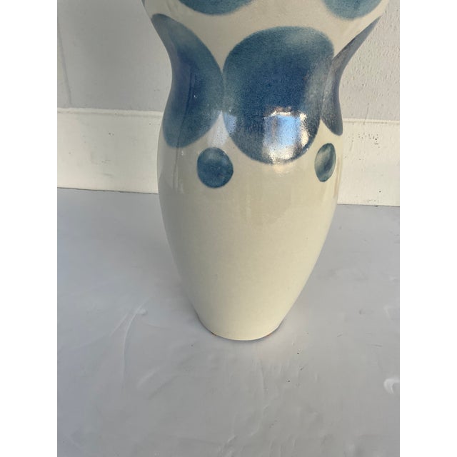 Global Views Global Views Mid-Century Modern Style Blue and White Spot Vase For Sale - Image 4 of 4