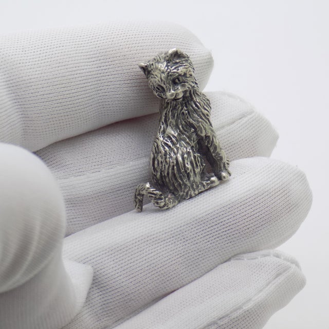 A charming vintage miniature depicting a cat, handcrafted in Arezzo, Tuscany, Italy during the 1970s and 1980s in genuine...