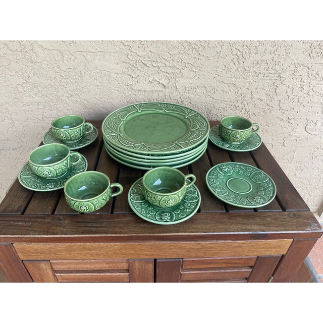 Bordallo Pinheiro 1990s Portugal Bordallo Pinheiro Majolica Sage Green DragonFly Dinnerware - Service for 5 For Sale - Image 4 of 8