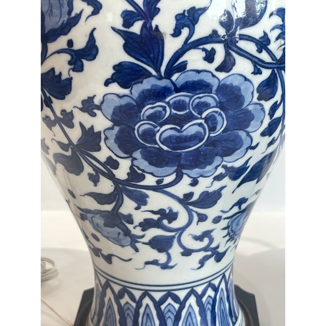 Antique Blue & White Chinese Porcelain Lamps, Hong Kong - a Pair For Sale - Image 11 of 17