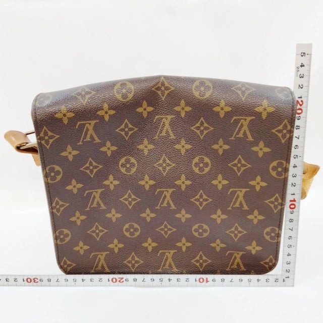 Louis Vuitton Grand Modèle (GM) Cartouchiere Brown Monogram Vintage Shoulder Bag in very nice overall condition. Interior...