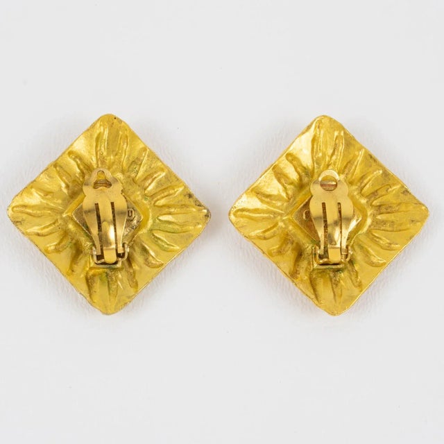 1980s Jean Patou Paris Gilt Metal Sun Pair of Clip Earrings With Yellow Poured Glass Cabochon For Sale - Image 5 of 6