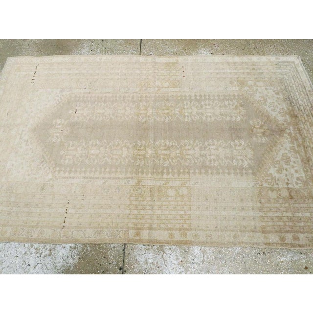 Galerie Shabab Collection Early 20th Century Turkish Ghourdes Rug For Sale - Image 4 of 7