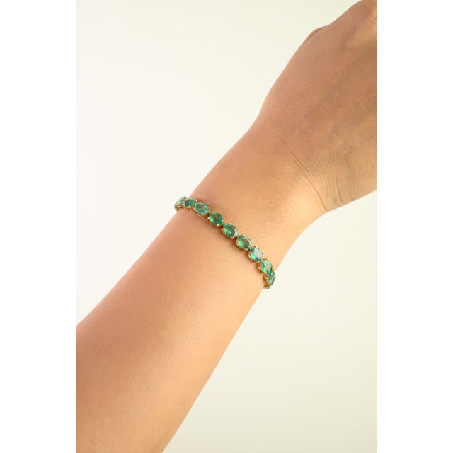 14.49 Carat Certified Emerald Tennis Bracelet in 14k Solid Yellow Gold- 7 Inches For Sale In New York - Image 6 of 13