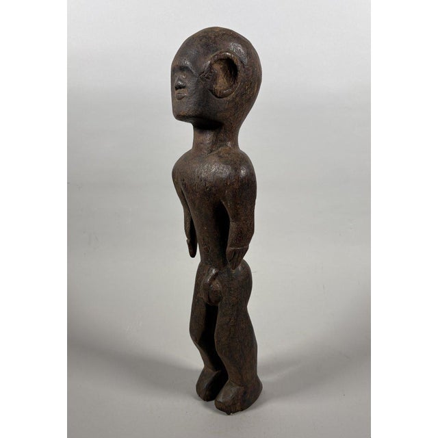 Mid 20th Century Male statue - Sculpture - Nyamwezi - Tanzania - Wood - Africa For Sale - Image 4 of 7