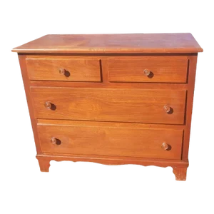 1930s Oak Chest of Drawers With Original Wood Drawer Knobs