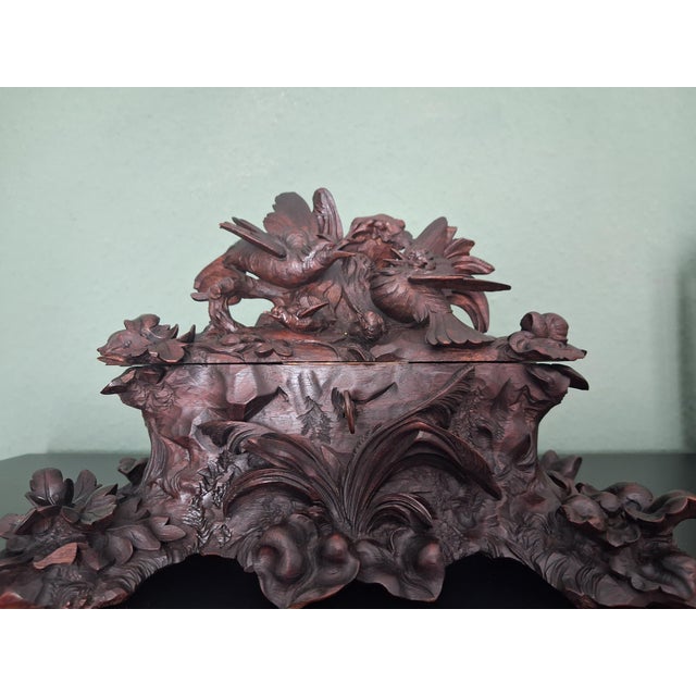 French Black Forest Jewelry Box with Birds and Vase Holder, 1950 For Sale - Image 4 of 17