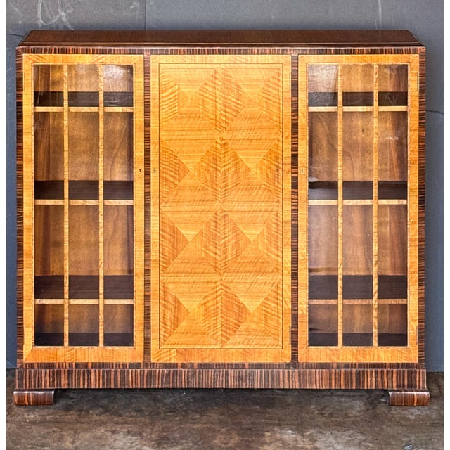 Heals and Sons Art Deco Bookcase or Display Cabinet With Parquetry Inlay by Heal's of London For Sale - Image 4 of 12