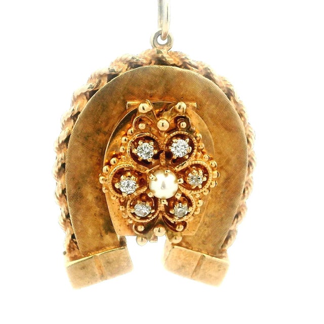 Antique 1880s 14k Rose Gold Horseshoe Locket Pendant With Diamonds & Pearl For Sale - Image 9 of 15