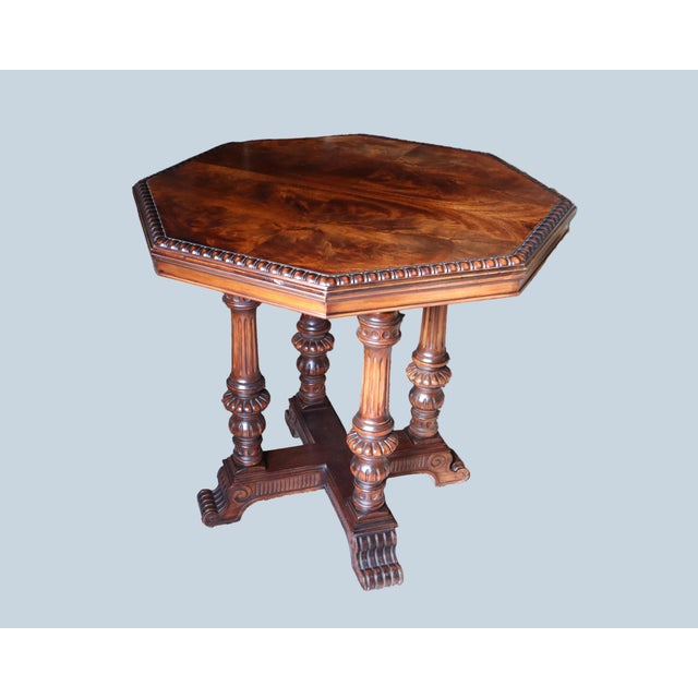 Victorian Mid 20th Century Hexagonal Mahogany Lamp Table With Mirrored Wood Grain & Regal Flat Claw Feet For Sale - Image 3 of 9