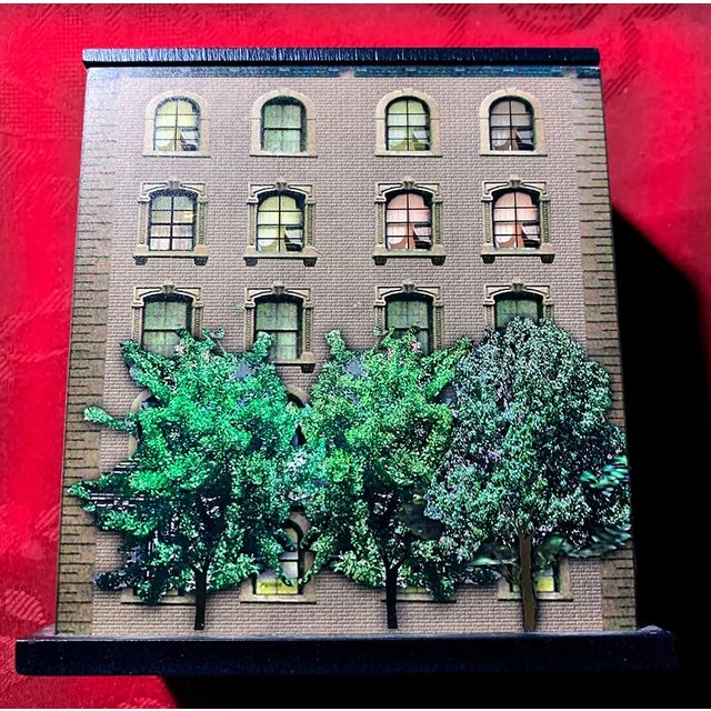 The "21" Club East 52nd Street BLDG Desktop Wood Box Model For Sale - Image 10 of 14