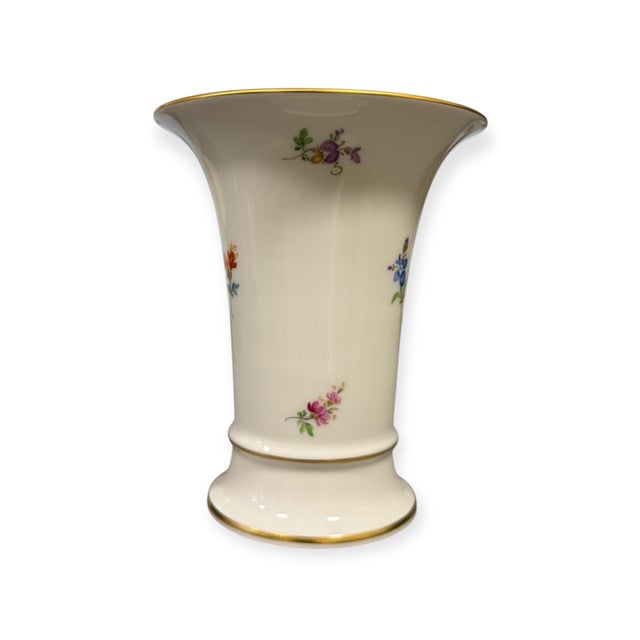 1920s Porcelain Vase with Gilt Rim from Meissen, 1950s For Sale - Image 5 of 10