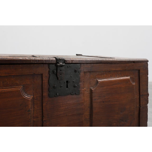 Rustic Flemish Oak Blanket Chest with Panelled Front and Iron Lock, 1825 For Sale - Image 3 of 14
