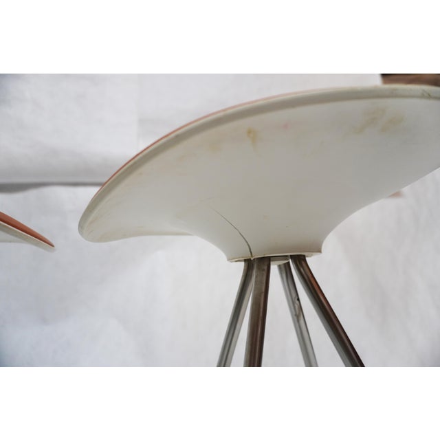 Onda Swivel Kitchen Stools by Jesús Gasca for Stua in Orange - Pair For Sale - Image 10 of 17