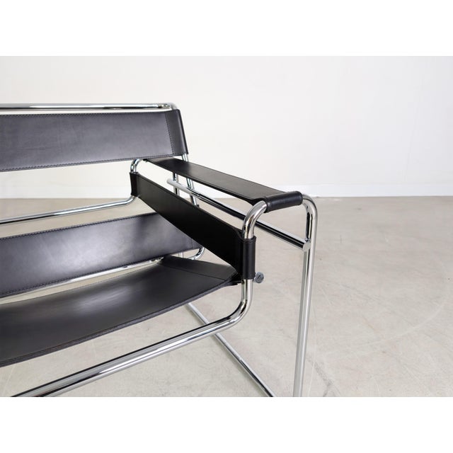 Wassily Chair by Breuer for Knoll International For Sale - Image 4 of 13