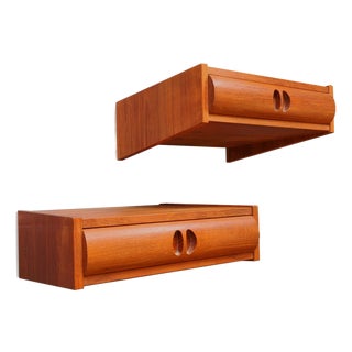 Wall-Hanging Bedside Tables with Hollow Handles, 1960s, Set of 2 For Sale