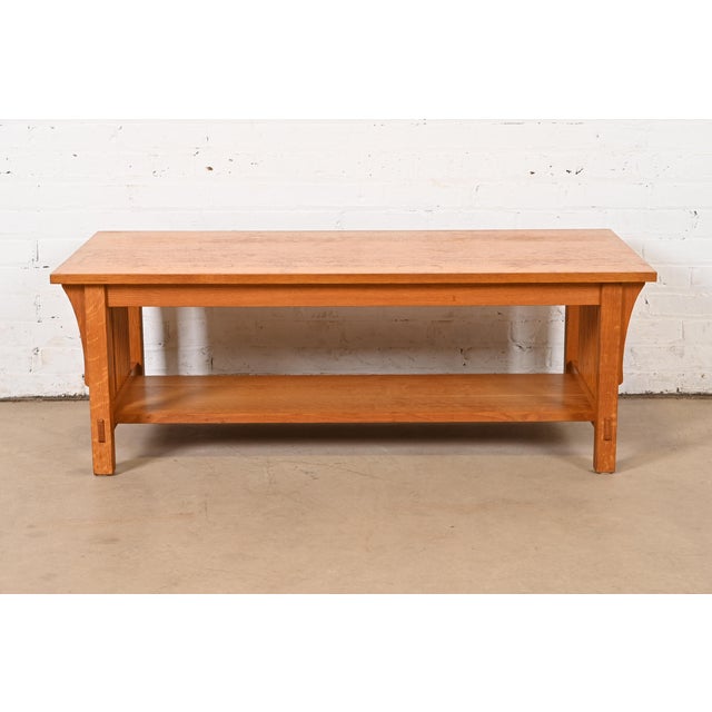 A gorgeous Mission or Arts & Crafts style quarter sawn oak two-tier spindle coffee table By L. & J.G. Stickley USA, 1992...