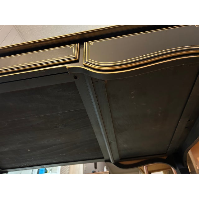 Wood Vintage Drexel Heritage Grand Palais 67" Executive Desk – French Provincial Louis XV Style For Sale - Image 7 of 17