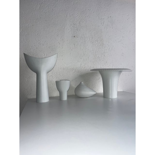 1960s China Vases by Tapio Wirkkala for Rosenthal, 1960s, Set of 4 For Sale - Image 5 of 5