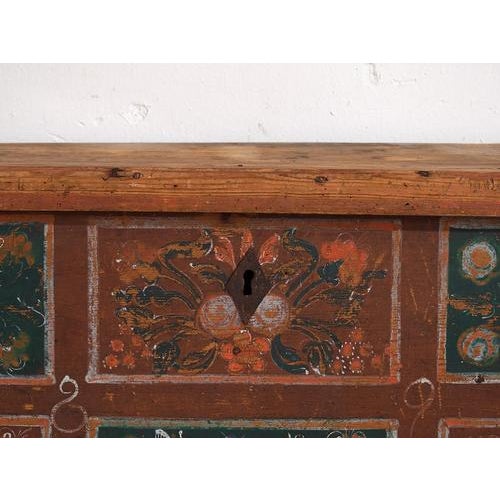 Antique Storage Trunk with Floral Decoration, 1895 For Sale - Image 6 of 11