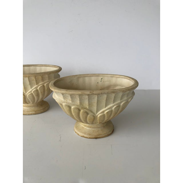 Late 20th Century Haeger Fan Tulip Oval Planters - Set of 2 For Sale - Image 5 of 6