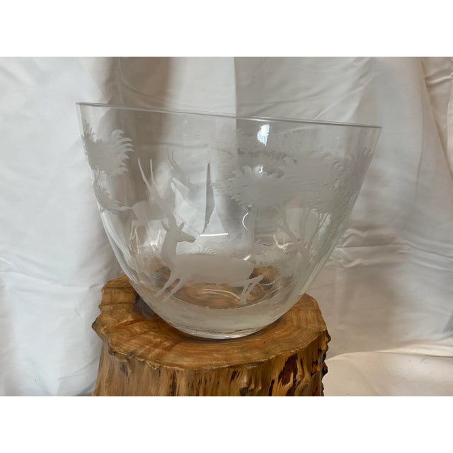 Mid 20th Century Mid 20th Century Queen Lace African Etched Art Glass Safari Bowl For Sale - Image 5 of 5