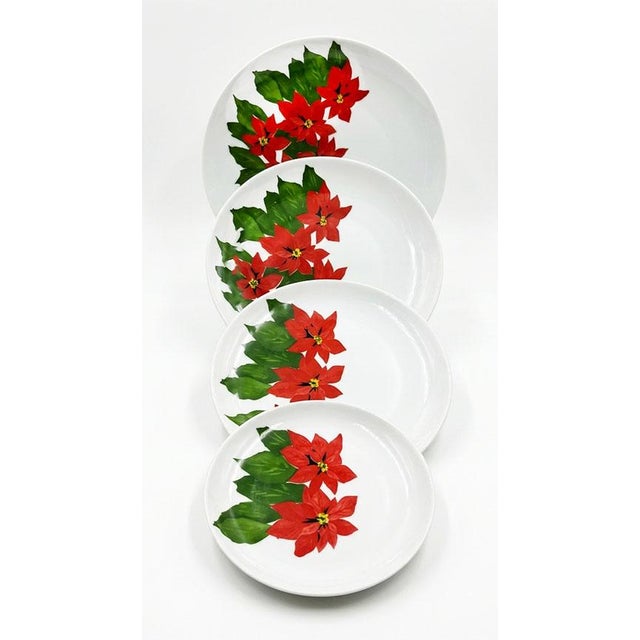 Late 20th Century Mid-Century Modern Brazilian Pottery Poinsettia Dinnerware Stacks by Silvin Nassalla for Table Wear Design - 60 Piece Service for 12 For Sale - Image 4 of 5