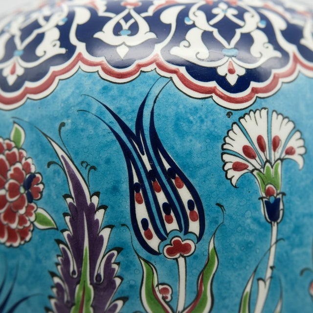 Handmade Ceramic Grand Shah Vase with Lid (60cm) Turquoise Saz Leaf and Carnation For Sale - Image 4 of 8