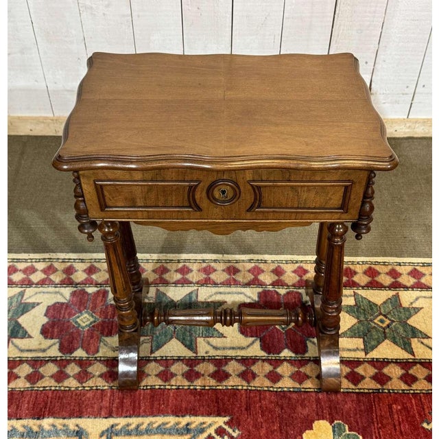 19th Century Walnut Dressing Table For Sale - Image 15 of 18