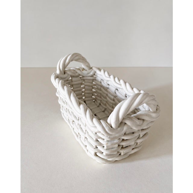 Italian 1980s White Ceramic Woven Lattice Rectangular Handled Cachepot or Basket For Sale - Image 3 of 11
