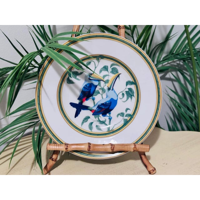 Perfect gift for your favorite host to show your gratitude,beautiful Hermes bowl with à gorgeous tropical designs of blue...