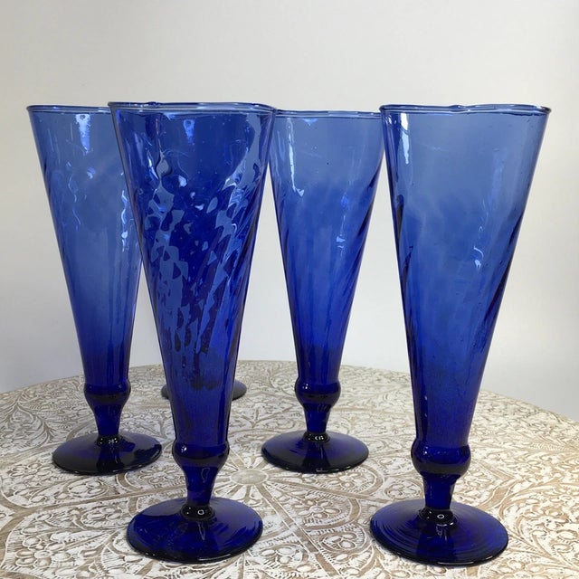 Rare Set of 5 Cobalt Blue Vintage Champagne Glass Tall Flutes Short Stem Glasses Swirl design Very very good condition...