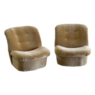 1980s Pair of Scoop Lounge Chairs in Champagne For Sale