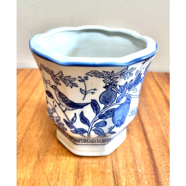 CLassic small size blue and white ceramic flower pot Decorated with birds and flowers Bottom: 4”d Top: 7” d 6” height 2 pc...