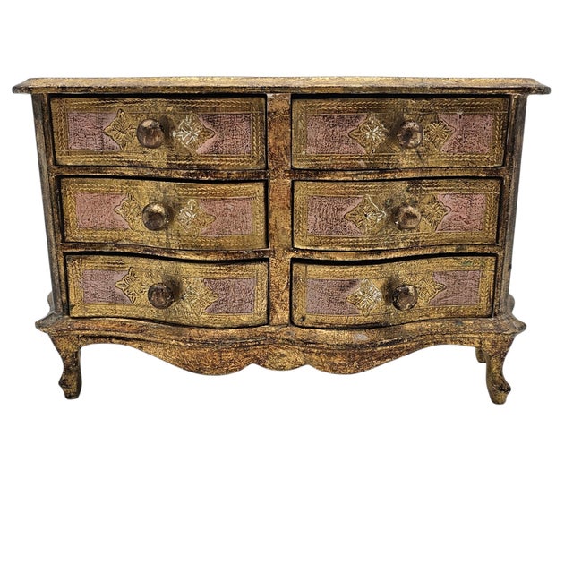 Italian Florentine Gilt Jewelry Chest, 13.5" Mid Century For Sale In San Francisco - Image 6 of 14