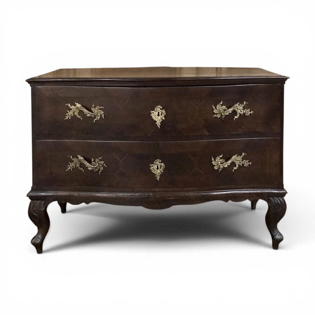 Rococo 19th Century Italian Walnut and Inlaid Bow Front Commode For Sale - Image 3 of 16