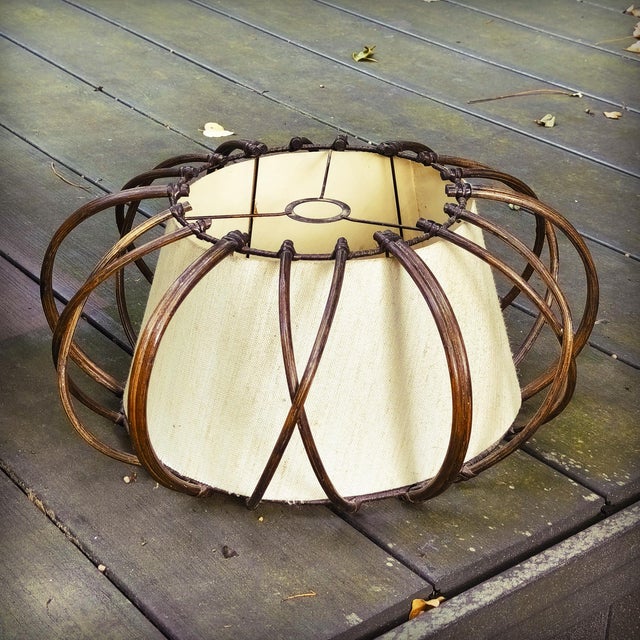Mid-Century Modern Rattan Pendant Light and Wall Lights by Louis Sognot, France, 1950s, Set of 3 For Sale - Image 3 of 11