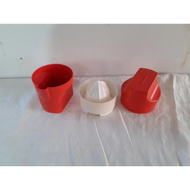 1970s Vintage German Orange & White Citrus Press by Külchen for Ikos Plastic Solingen For Sale - Image 5 of 7