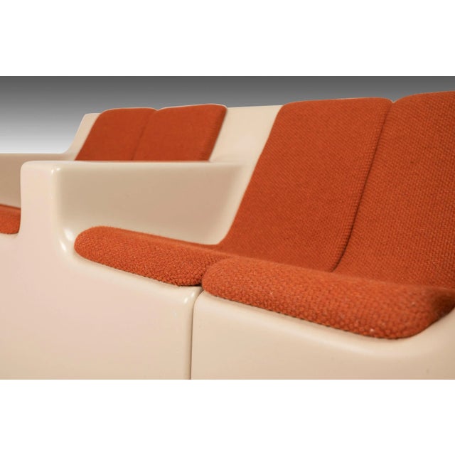 Modernist Fiberglass Loveseat in Original Knit Woolen Fabric Attributed to Ed Frank for Moretti, 1960s For Sale In Orlando - Image 6 of 11