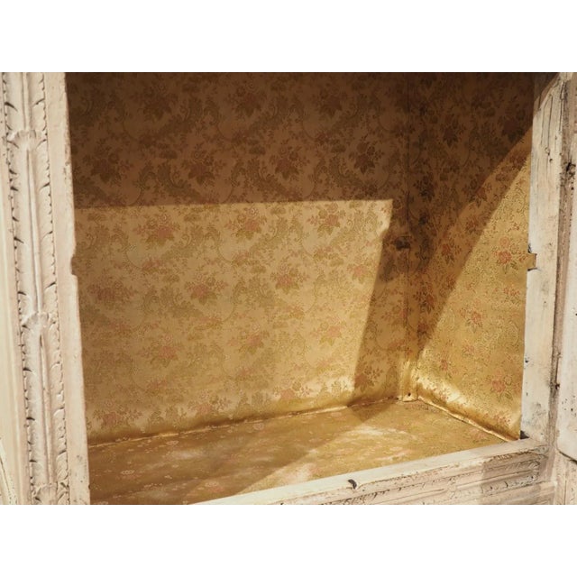 17th Century Painted Oak Homme Debout Cabinet From Southwest France For Sale - Image 11 of 13