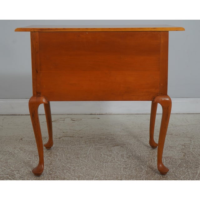 New England Queen Anne Style Dressing Table Lowboy For Sale - Image 17 of 17